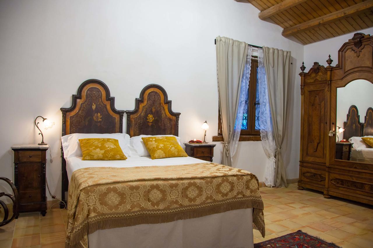 Casa Go'El Bed and Breakfast Chiaramonte Gulfi Exterior foto