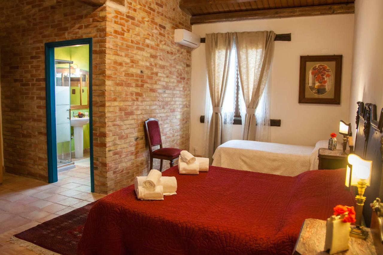 Casa Go'El Bed and Breakfast Chiaramonte Gulfi Exterior foto